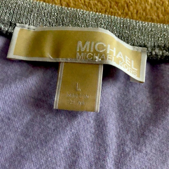 Top - Picture 2 of 4